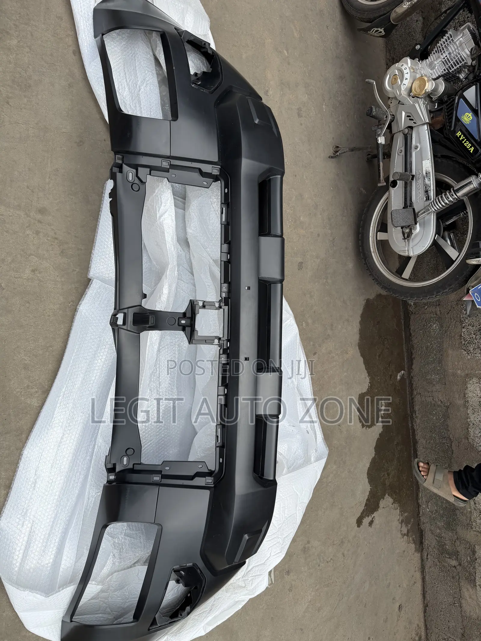 Mitsubishi L200 2022,2023,2024,2025, Front Bumper Available