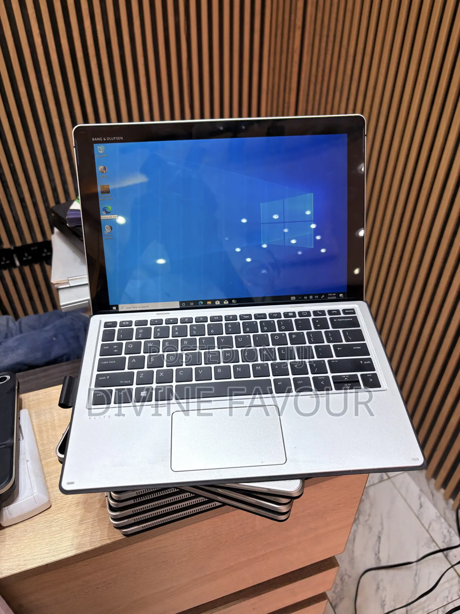 New Laptop HP Elite X2 1012 G2 16GB Intel Core i5 SSD 256GB