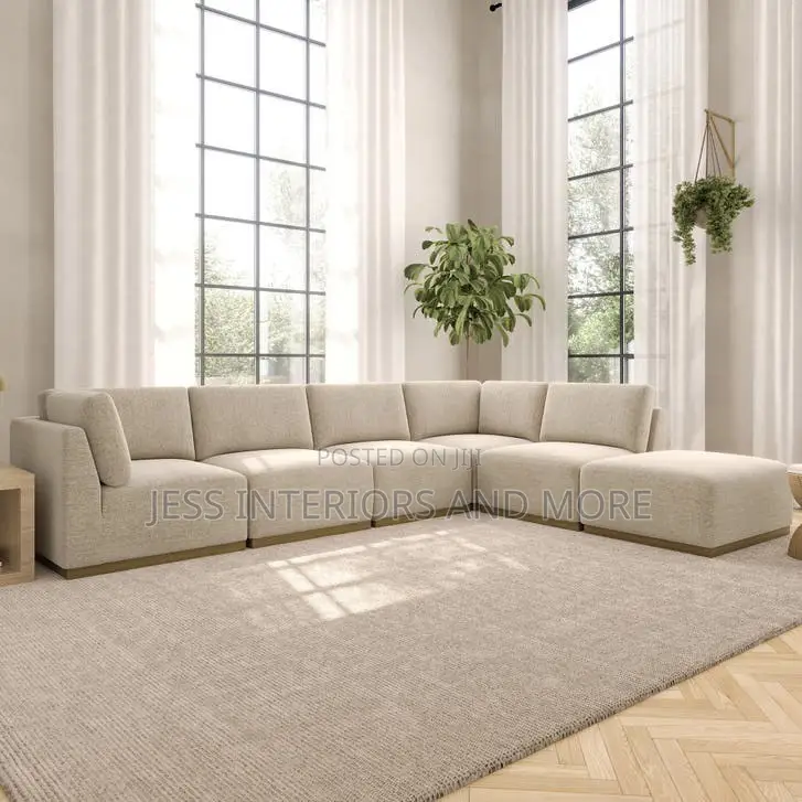 Sofa(Henredon Murphy Fabric 6-Piece Sectional With Ottoman, Beige)
