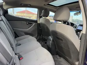 Hyundai Elantra GLS Sedan FWD (1.8L 4cyl 6A) 2013 Blue