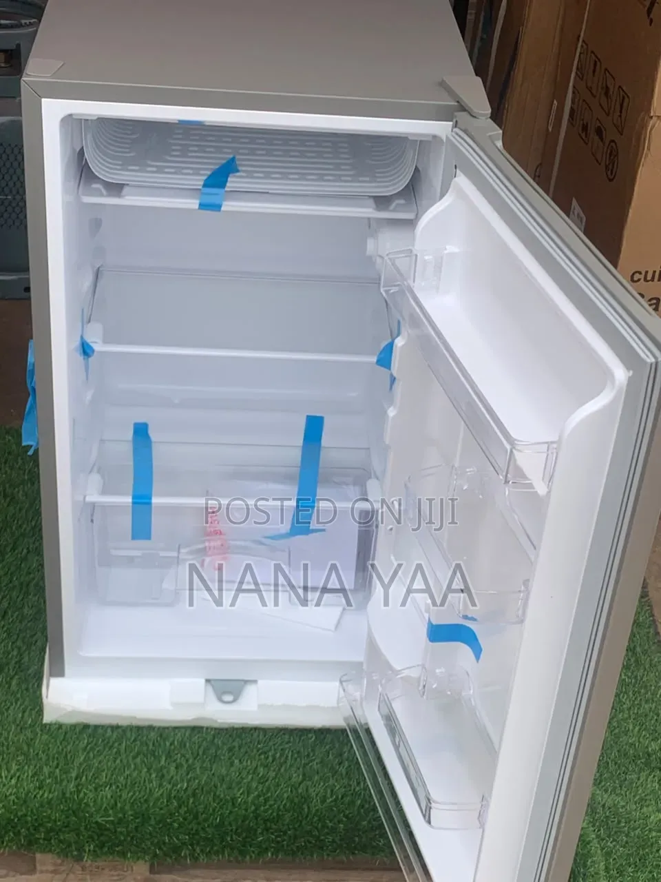 Innova Quality Single Door Table Top Fridge 90 Litres