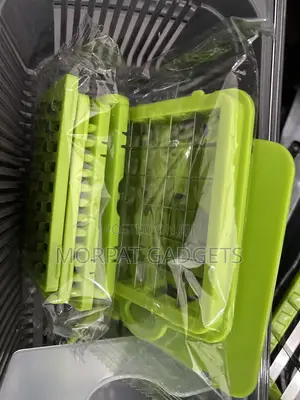Food Chopper With Container (Pre Order From USA)