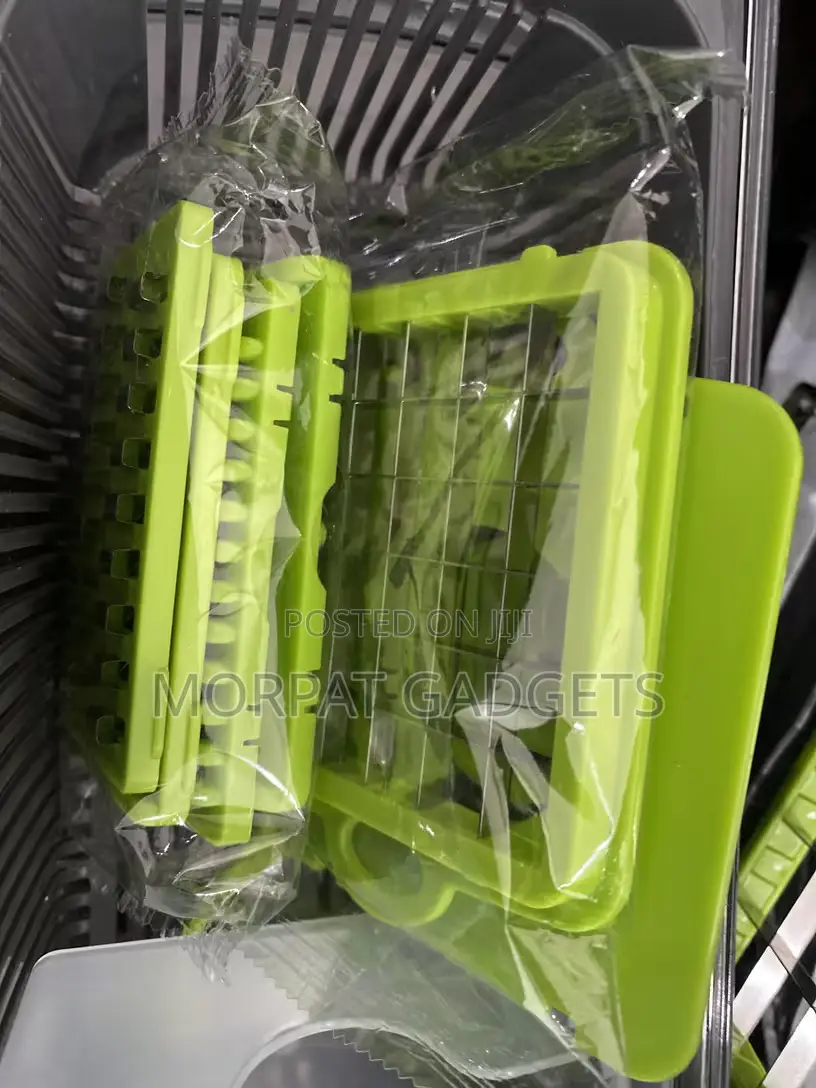 Food Chopper With Container (Pre Order From USA)