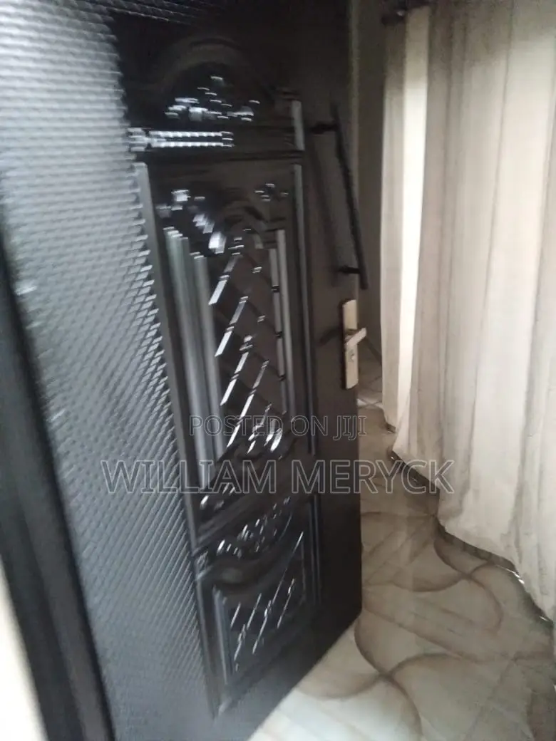 Furnished 2bdrm Apartment in Westland, Police Station for rent
