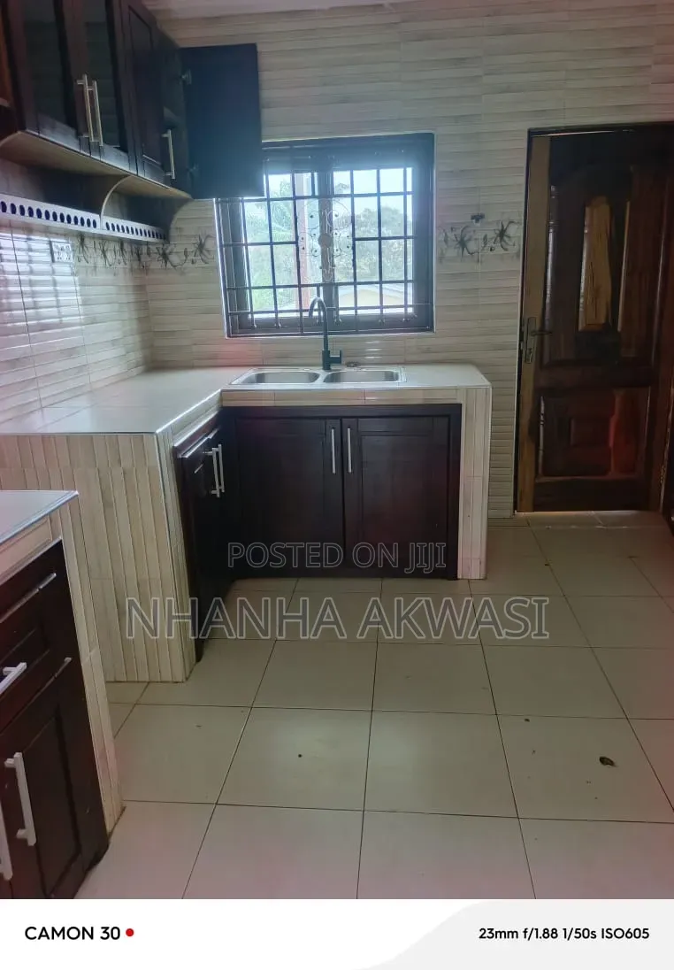 2bdrm Apartment in Junction Mall, Sakumono for rent