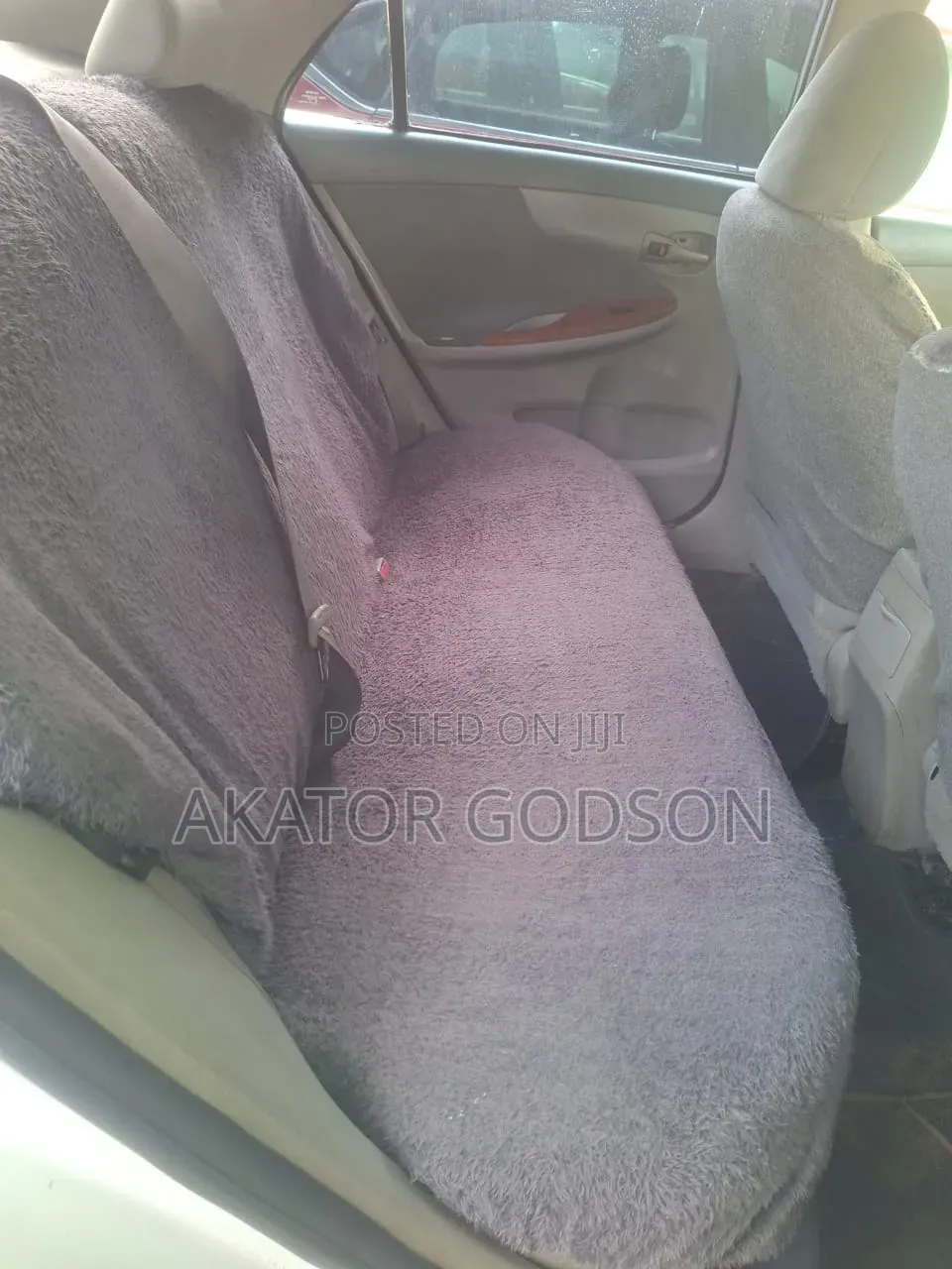 Toyota Corolla 2010 White