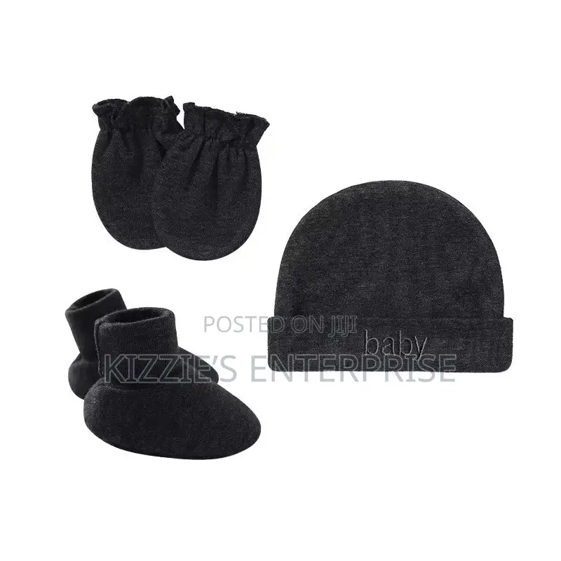Hat, Mittens and Socks