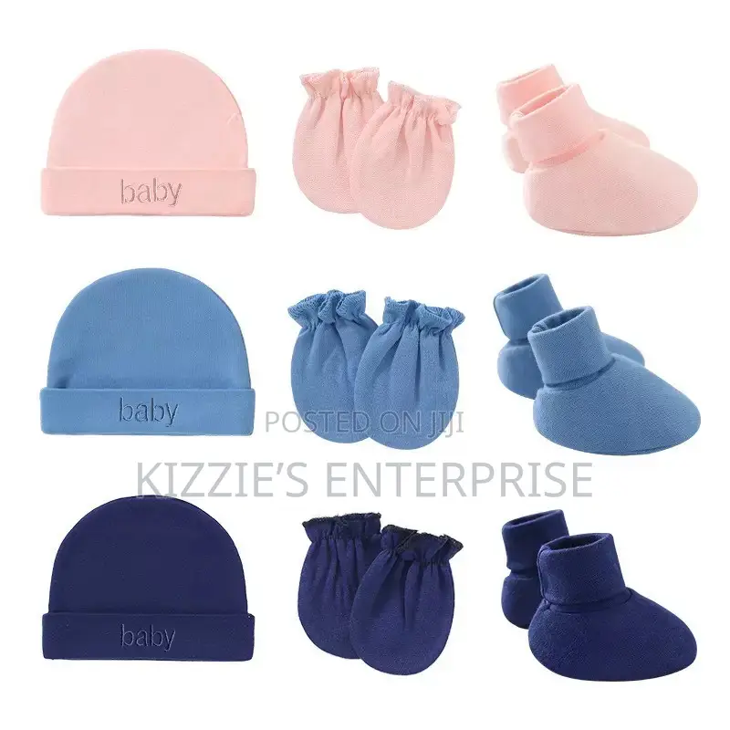 Hat, Mittens and Socks