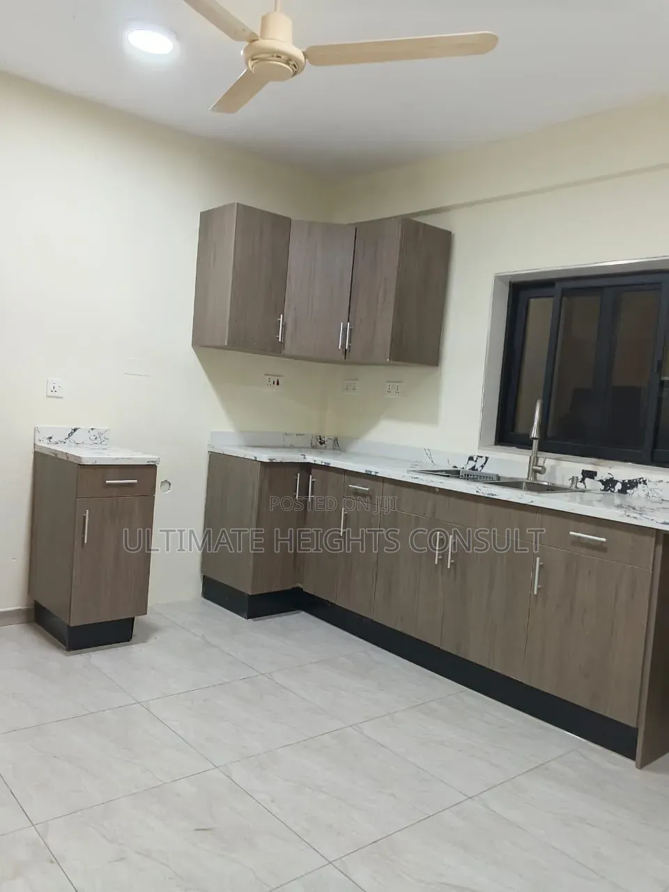 3bdrm Apartment in Lapaz Akweteyman, Pentecost for rent