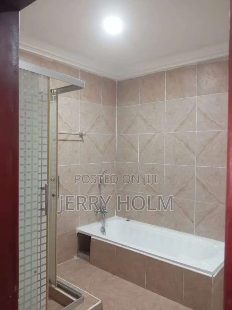 4bdrm Townhouse / Terrace in Todah Properties, Prampram for rent