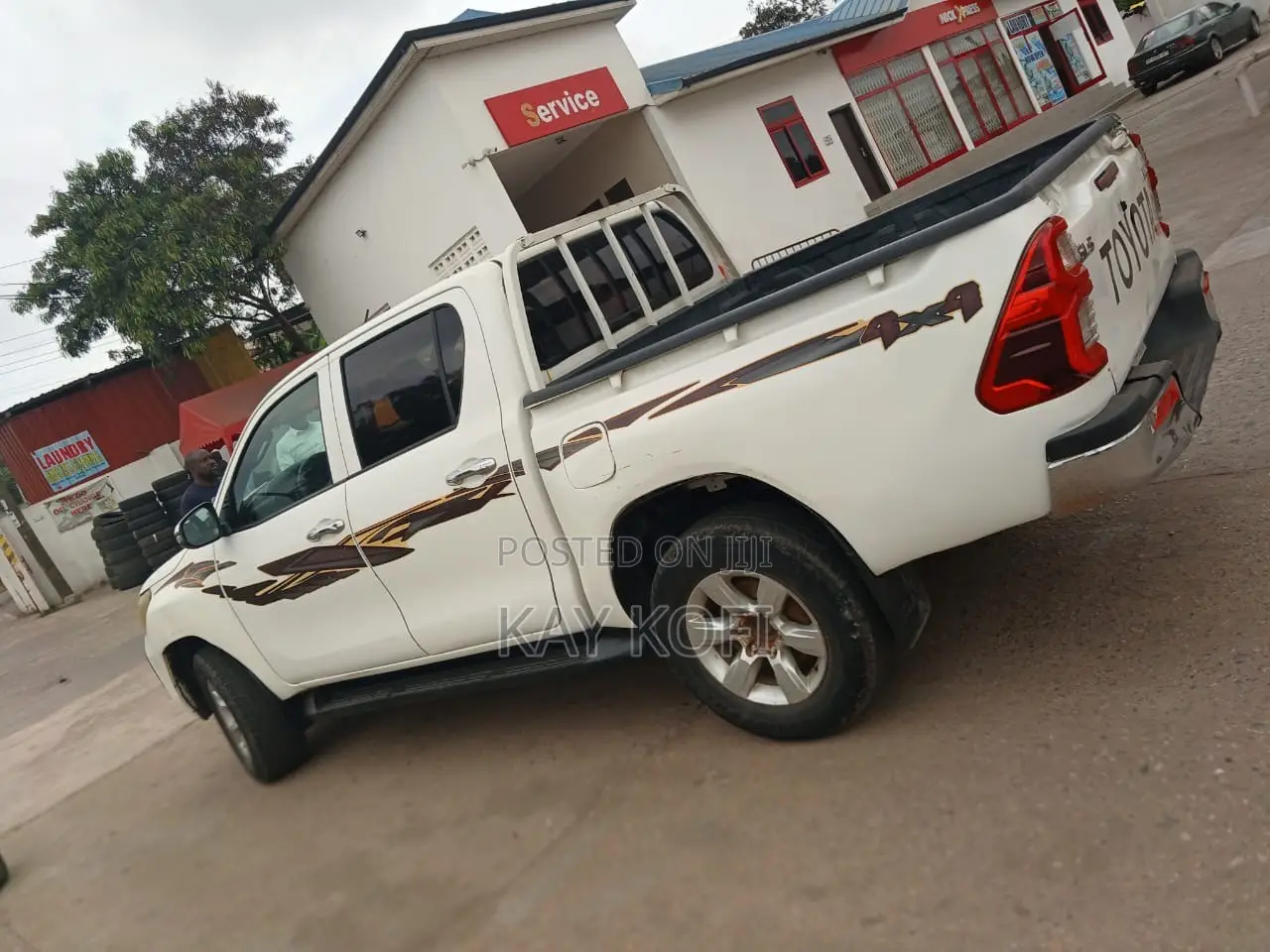 Toyota Hilux Revo Double Cab Deisel 2.4 AWD 2019 White