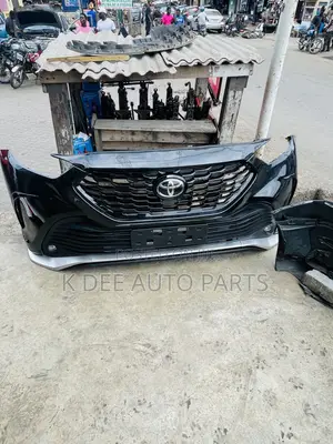Toyota Highlander 2018 2019 2020 2021 2022 Front Bumper Complete