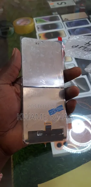 Flip 4 Screen