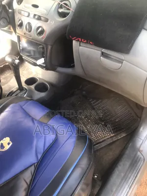 Toyota Vitz 2005 Gray
