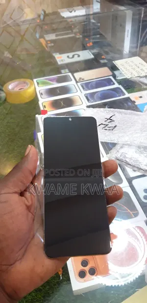 Flip 4 Screen