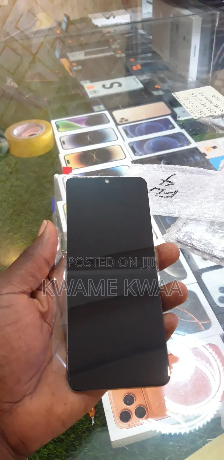 Flip 4 Screen