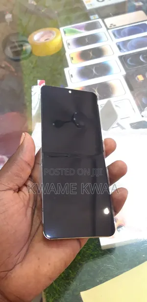 Flip 4 Screen