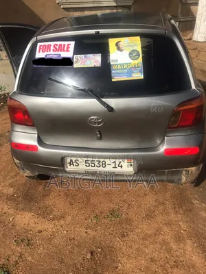Toyota Vitz 2005 Gray