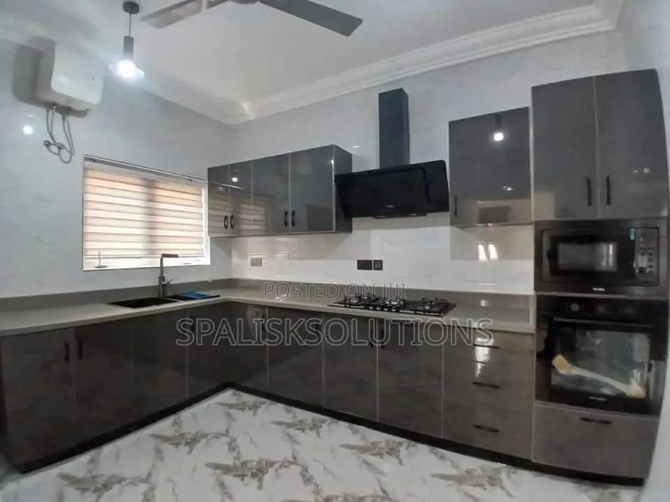 Furnished 3bdrm House in East Airport for sale