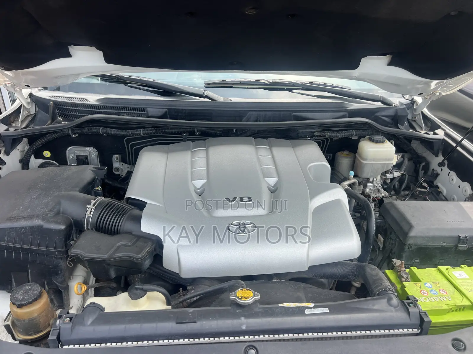Toyota Land Cruiser 5.7 V8 2013 White