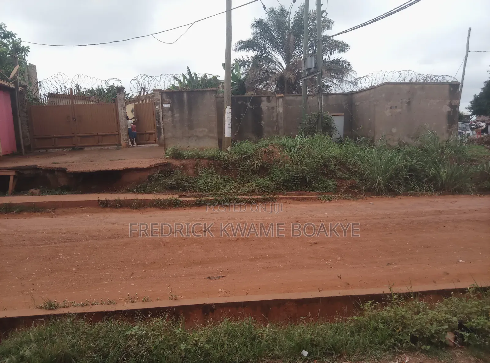 6bdrm House in Brother K Estate, Kumasi Metropolitan for sale