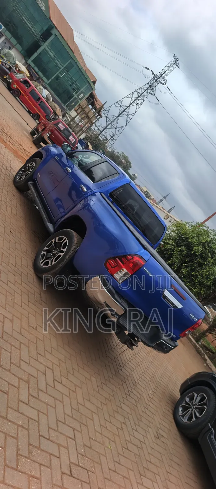 Toyota Hilux Revo Double Cab Deisel 2.4 AWD 2018 Blue