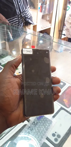Galaxy S10 Screen