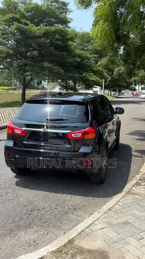 Mitsubishi Outlander Sport SE 2.4 2018 Black