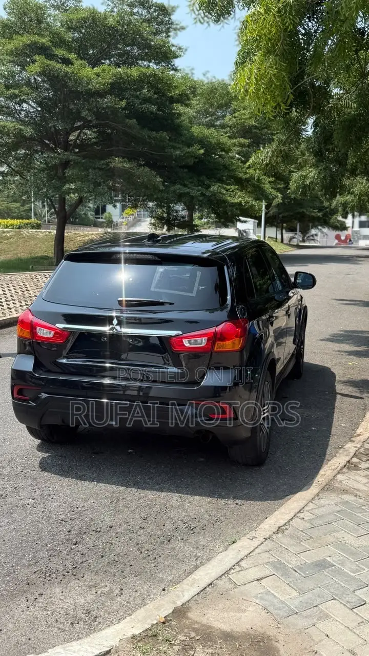 Mitsubishi Outlander Sport SE 2.4 2018 Black