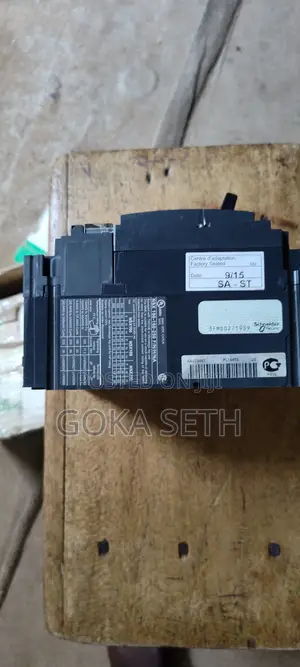 Schneider Electric Circuit Breaker
