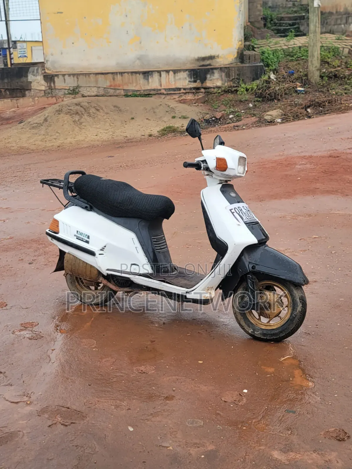 Yamaha 2015 White