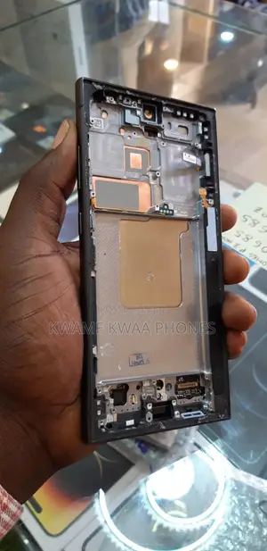Galaxy  S24 Ultra Screen