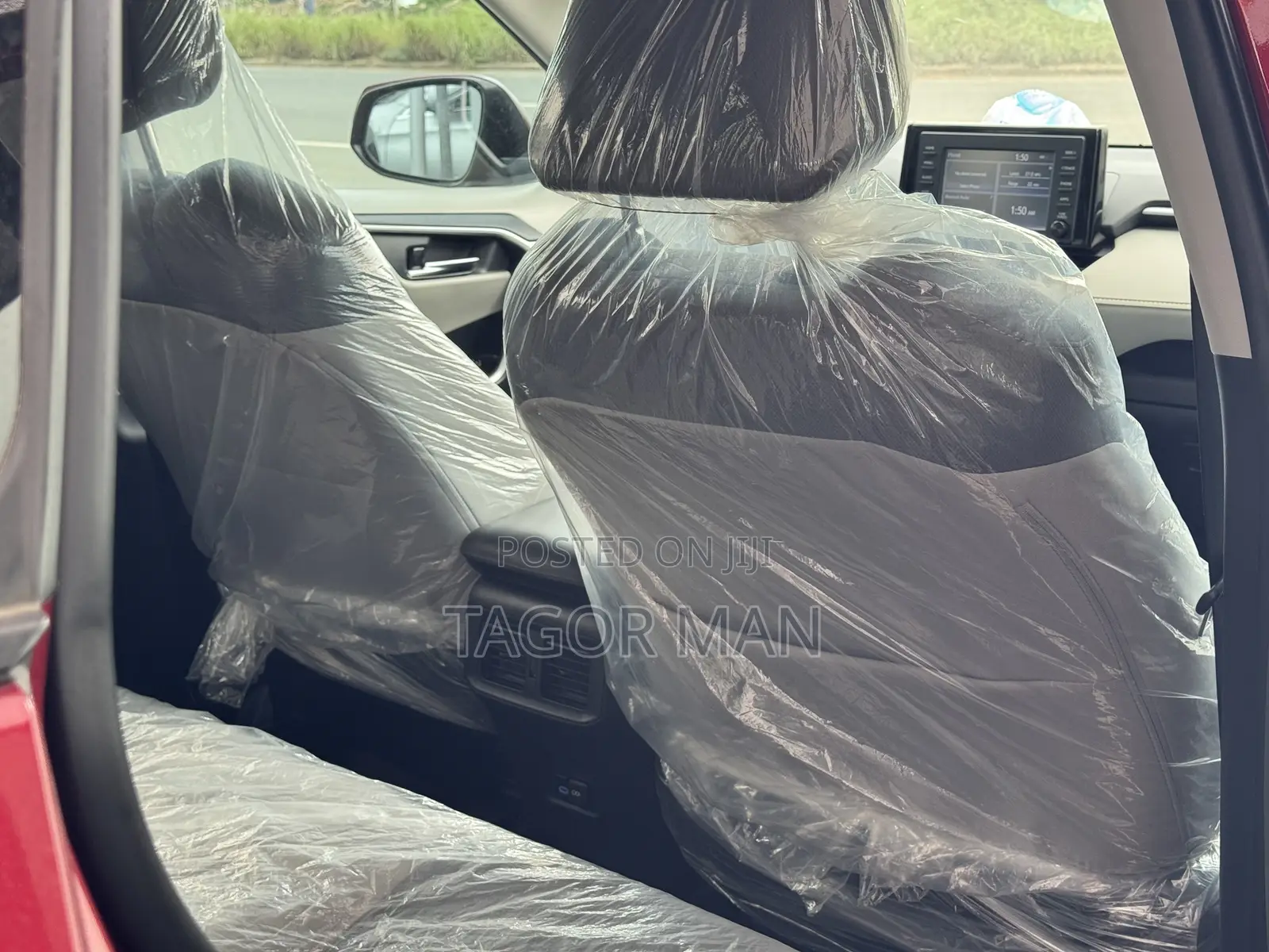 Toyota RAV4 XLE 2022 Red