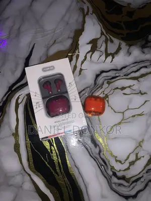 All Headphone and Power Bank Are Available)