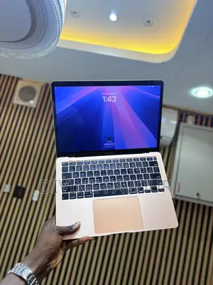 Laptop Apple MacBook Air 2020 8GB Intel Core i5 SSD 512GB
