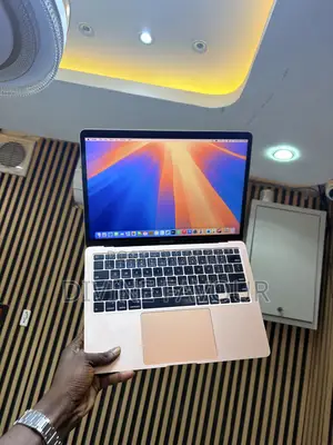 Laptop Apple MacBook Air 2020 8GB Intel Core i5 SSD 512GB