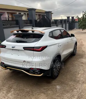 Changan X5 Plus 1.5 Blue Core FWD 2024 White