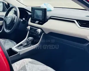 Toyota RAV4 2022 Red