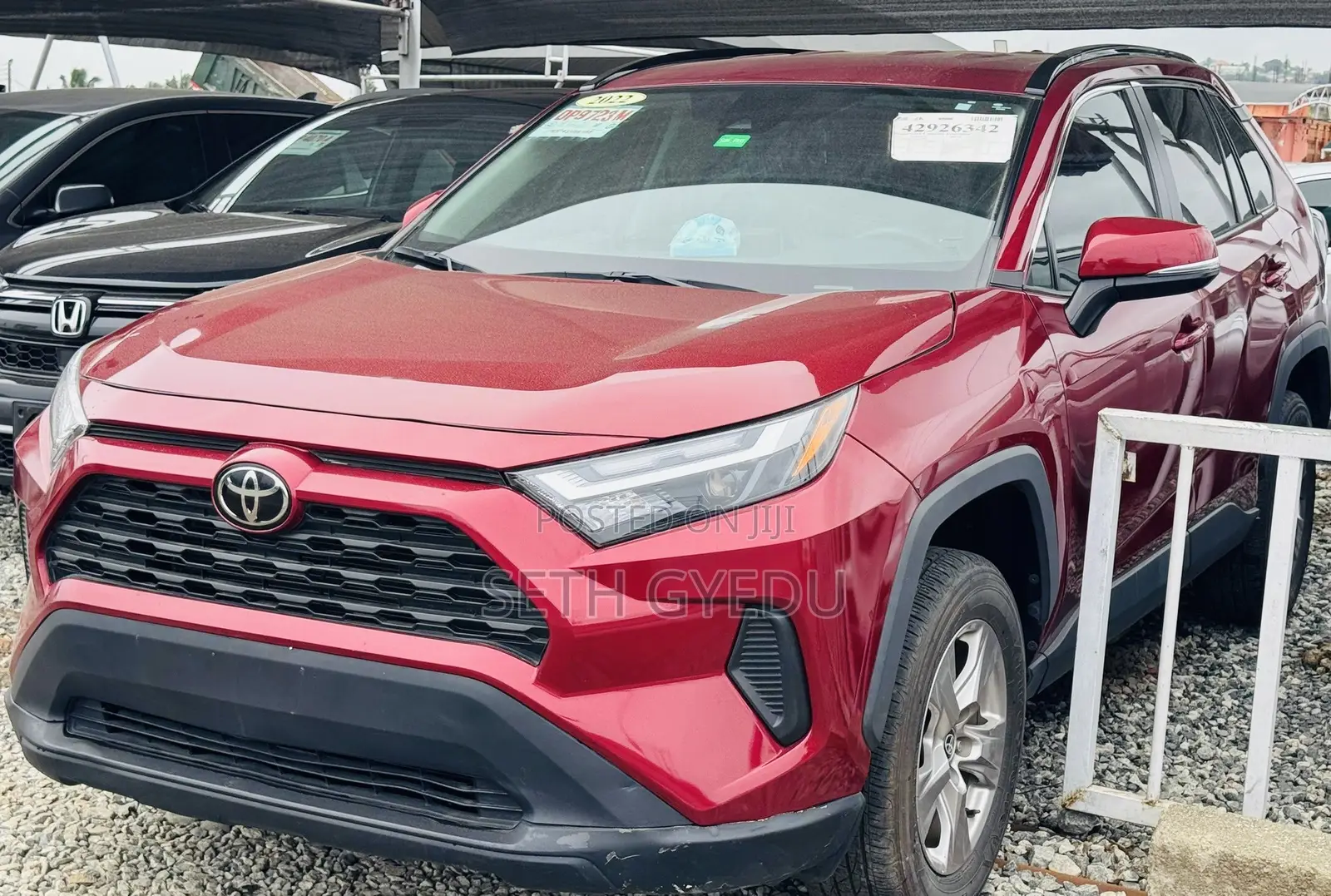 Toyota RAV4 2022 Red