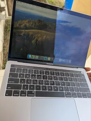 Laptop Apple MacBook Pro 2019 8GB Intel Core i5 SSD 128GB