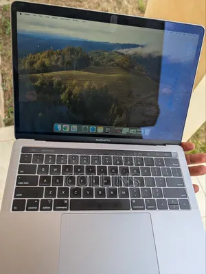 Laptop Apple MacBook Pro 2019 8GB Intel Core i5 SSD 128GB