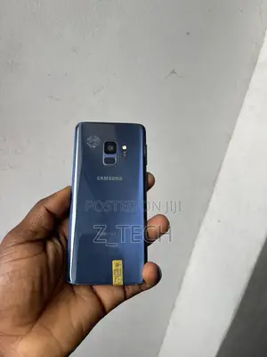 New Samsung Galaxy S9 64 GB Blue