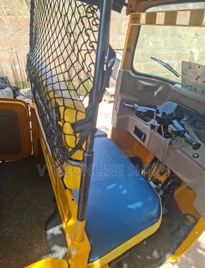 Bajaj RE 2025 Yellow