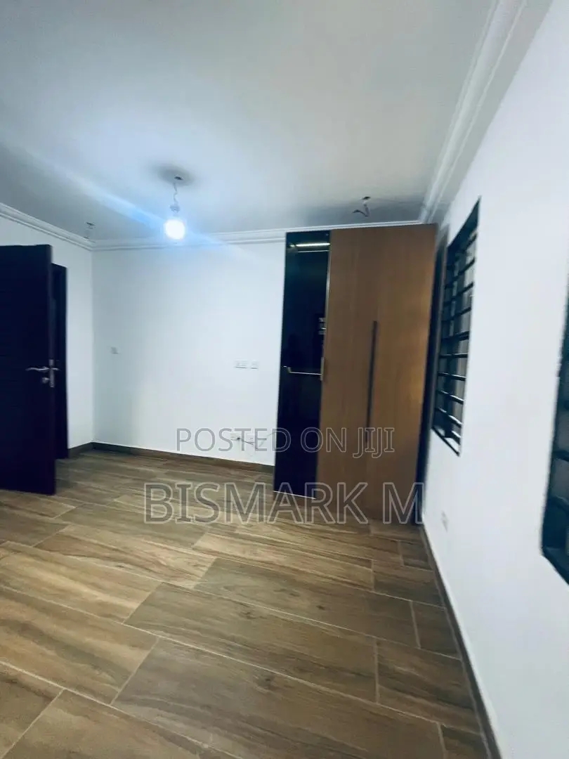 3bdrm Apartment in East Legon for rent
