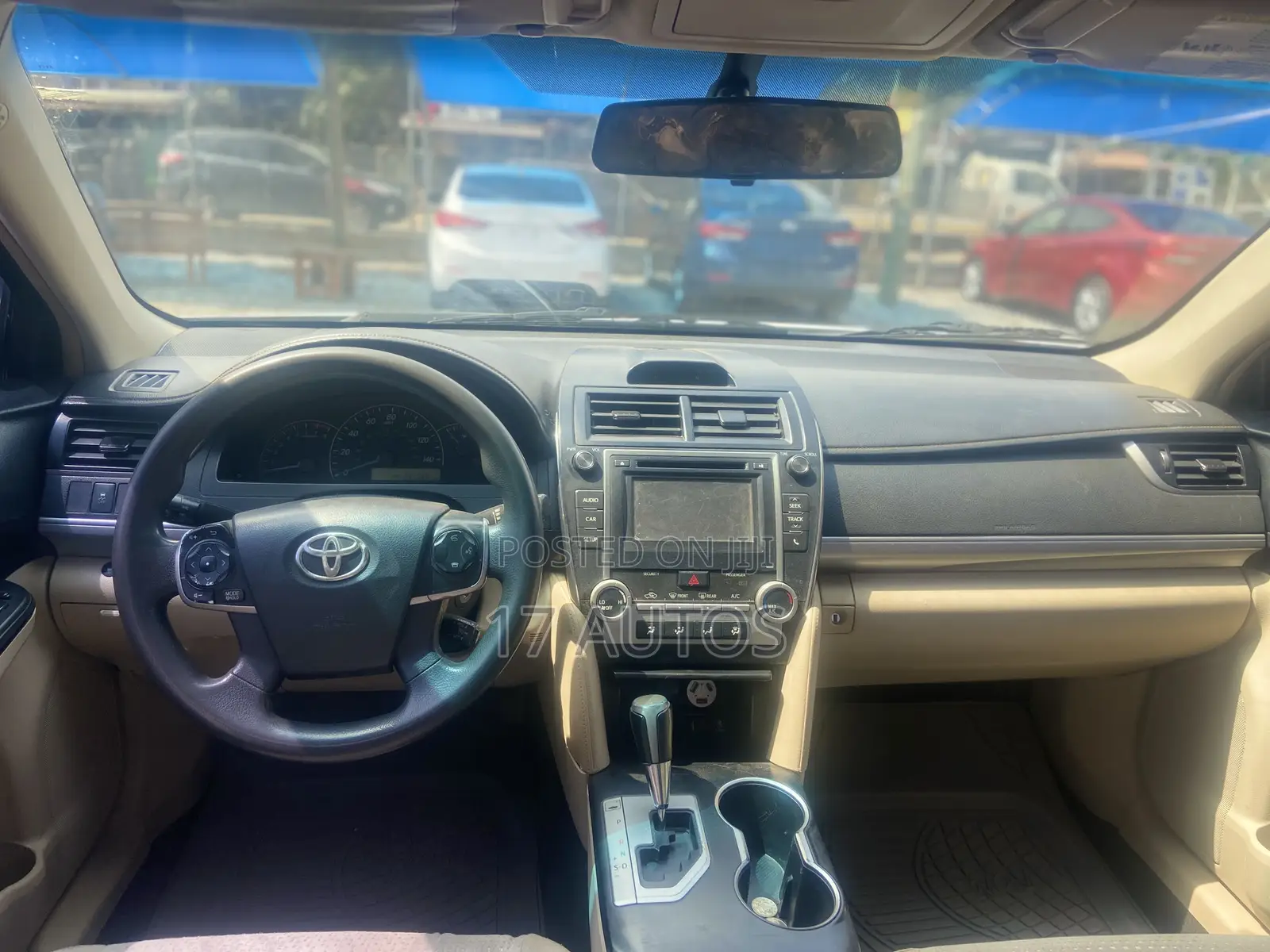 Toyota Camry LE 4dr Sedan (2.5L 4cyl 6A) 2013 White