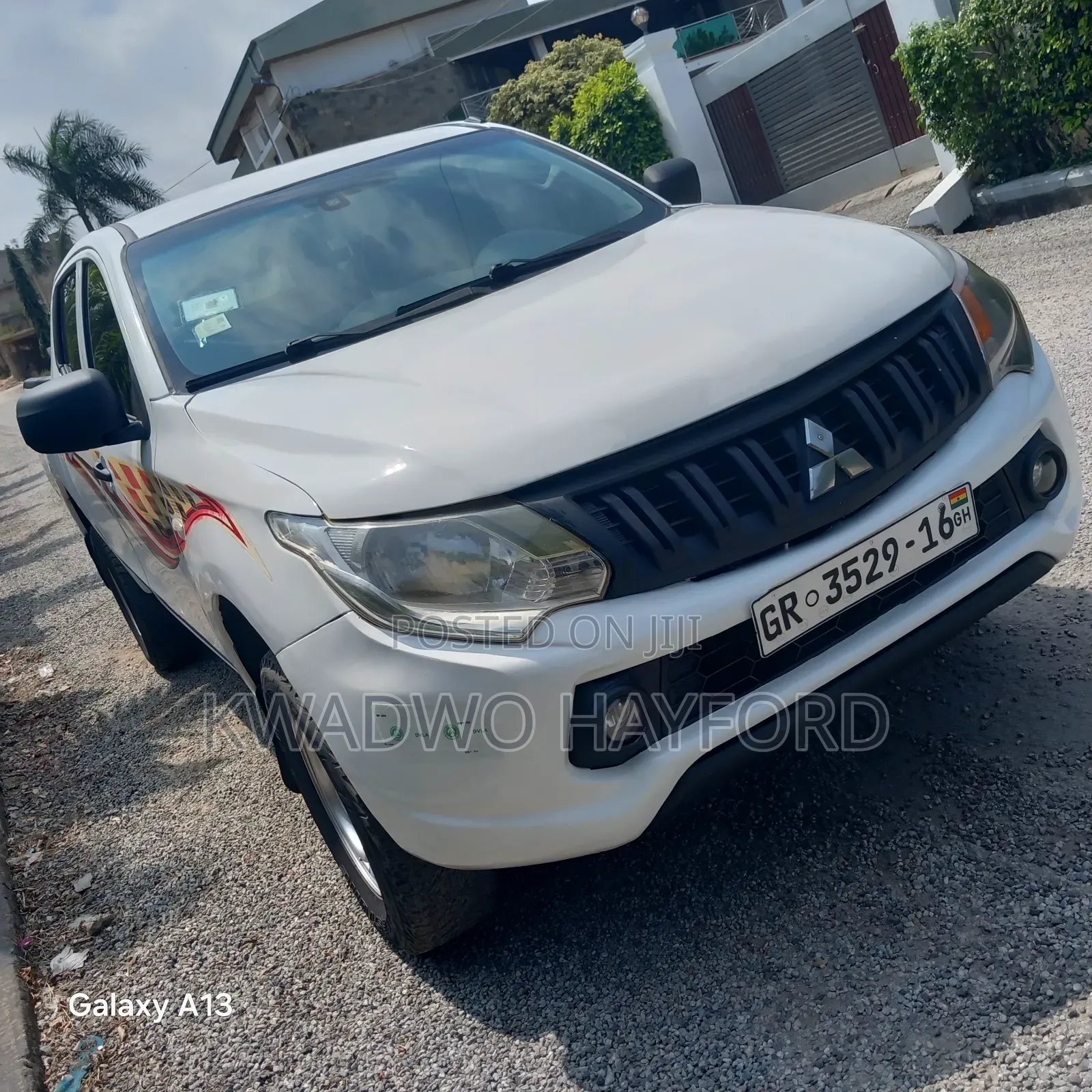 Mitsubishi L200 2015 White