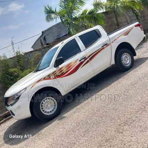 Mitsubishi L200 2015 White