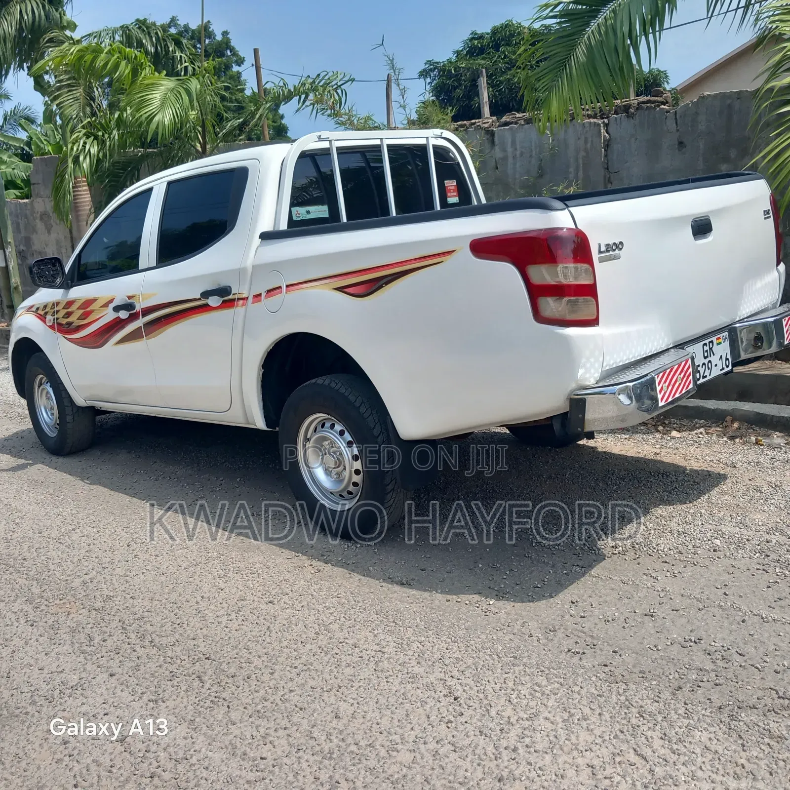 Mitsubishi L200 2015 White