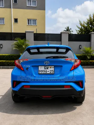 Toyota C-HR 2018 Blue