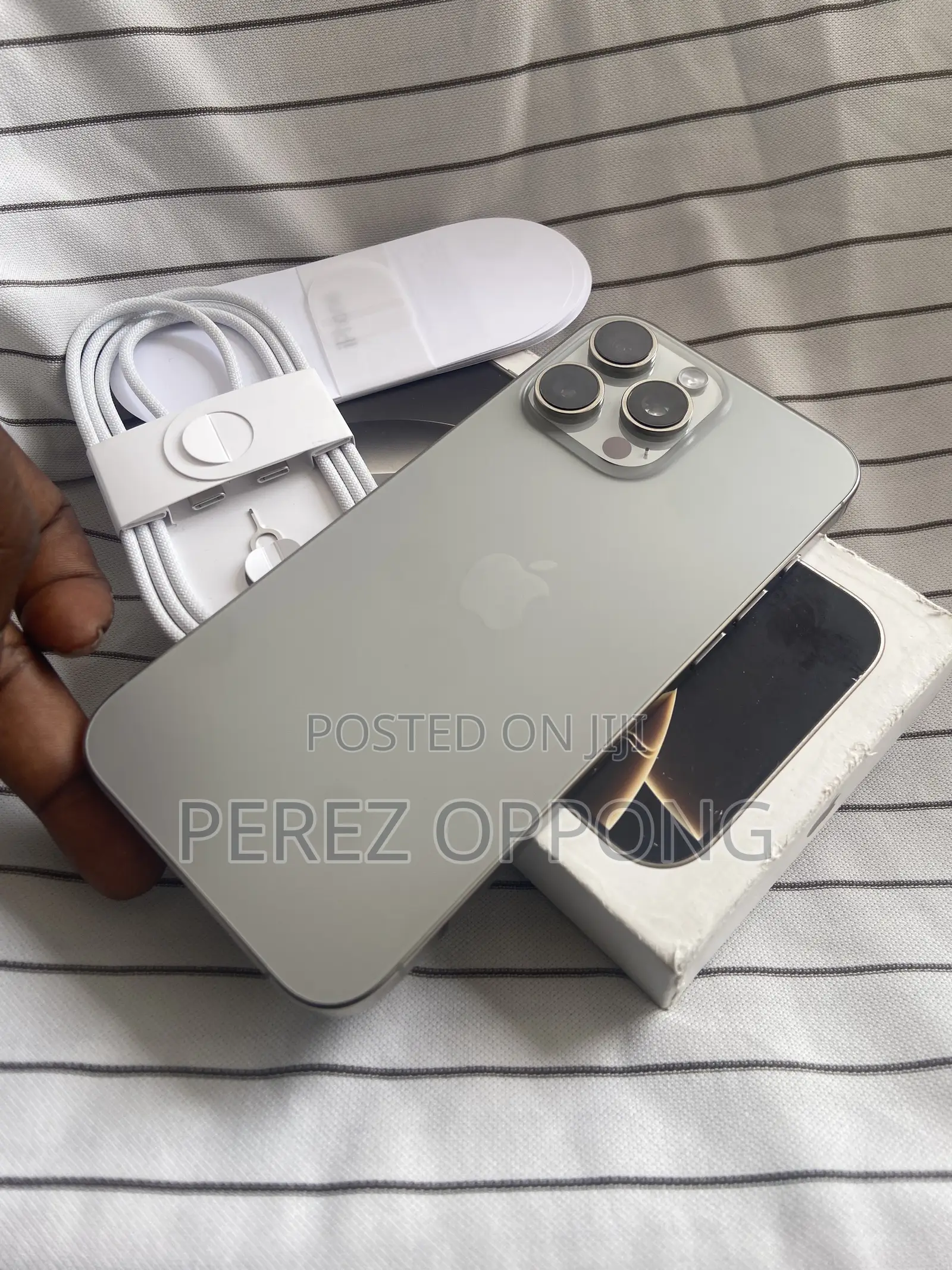 Apple iPhone 16 Pro Max 256 GB Silver